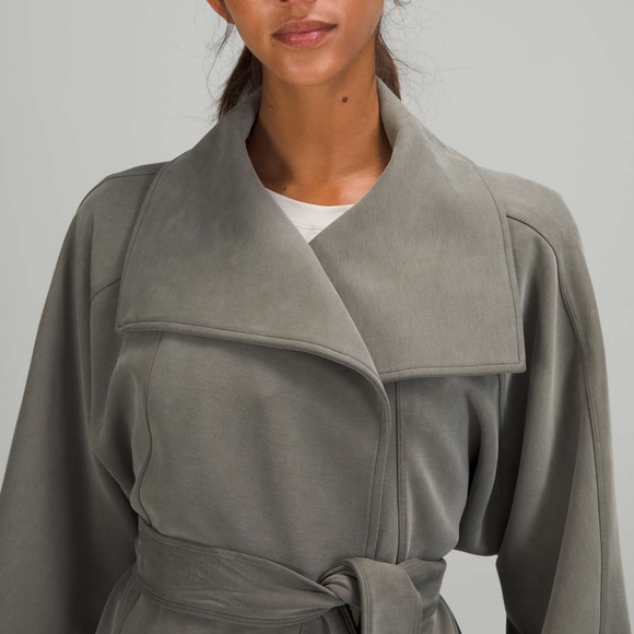 Lululemon Softstreme Belted Wrap green size s/xs - Picture 4 of 10